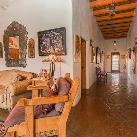 טאוס Casa Benavides Inn מראה חיצוני תמונה
