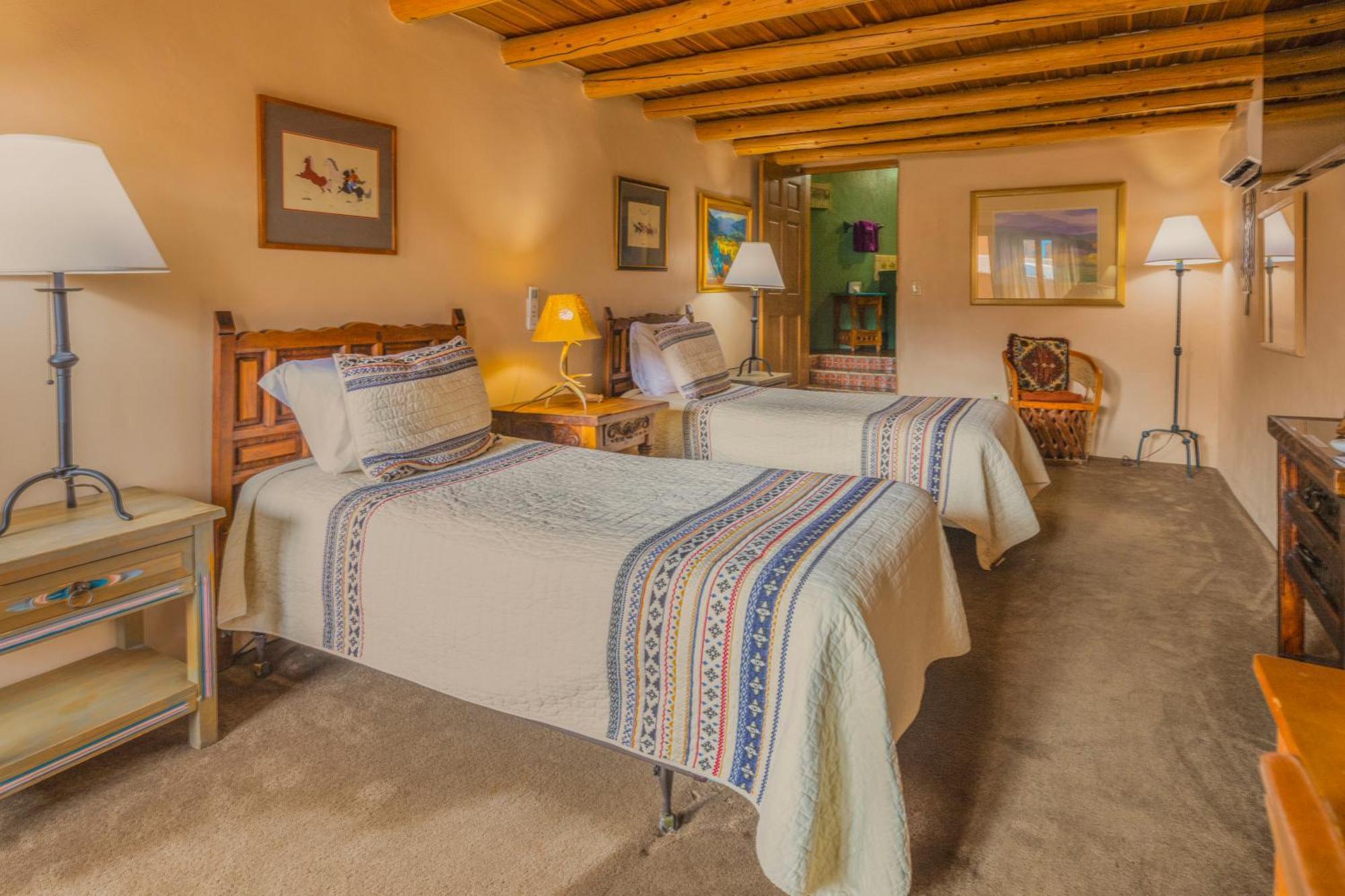 טאוס Casa Benavides Inn מראה חיצוני תמונה